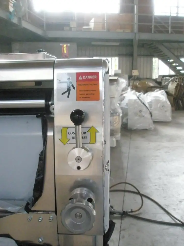 
Bakery Dough Making Machine Pastry Moulder Bakery Equipment 