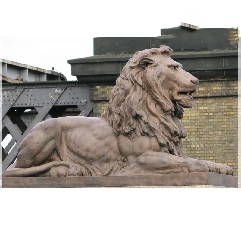 resin lion garden statues