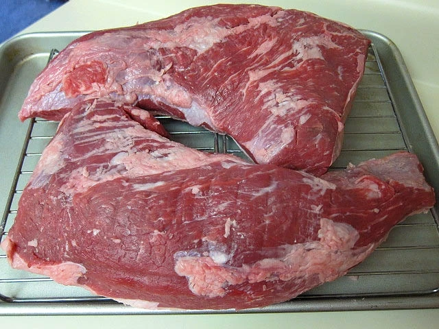 Certified Buffalo Meat , HALAL FROZEN BONELESS CARCASS BEEF SHEEP LAMB