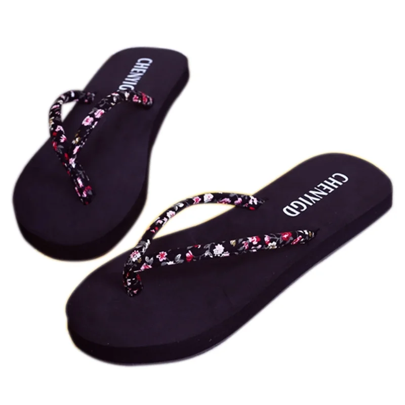 

Summer Beach Flip Flops Sandals Women's Slippers Female Flat Sandals Flip Flops