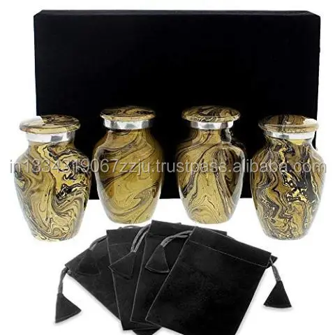 0AHO-19-Pets8901 (23).jpg