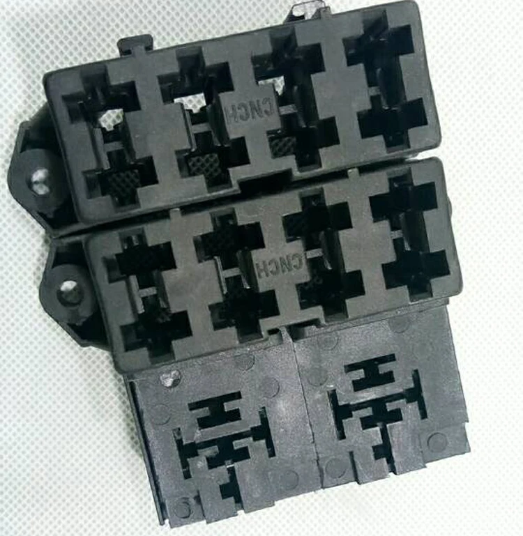 Custom LS1 VORTEC Standalone Wire Harness Fuse Block With Relay Fuse