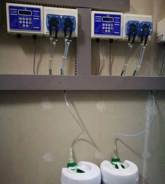 
Detergent Dosing Pump Chemical Dispenser Commercial Laundry Equipment 