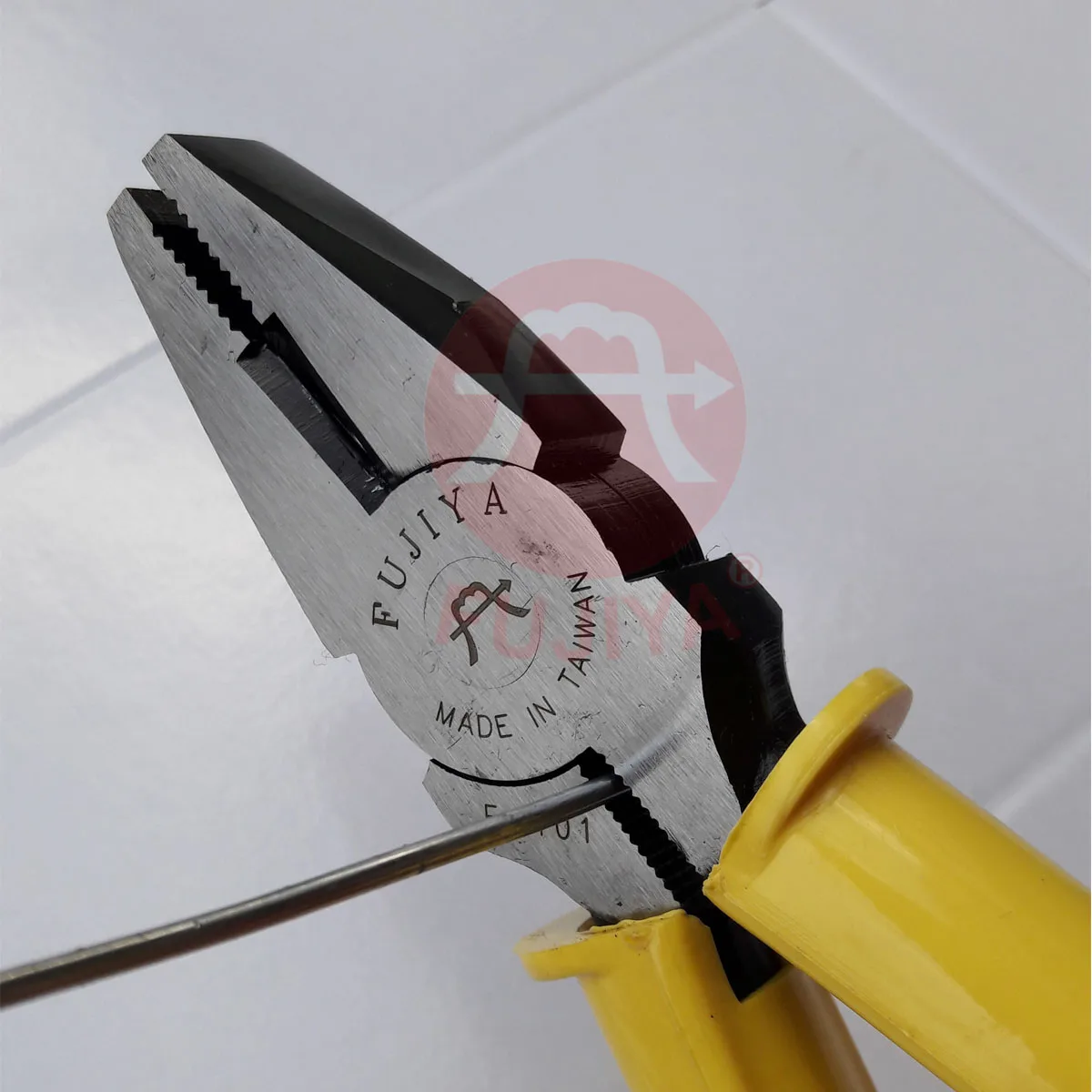 Lineman Combination Cutting Pliers With Pvc Handle Buy Hand Tool