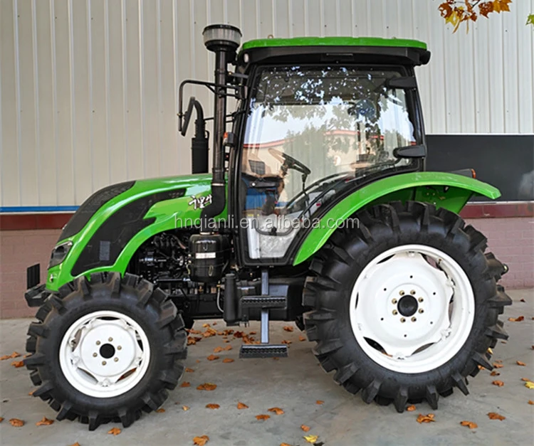 agricultural traktor (8).jpg
