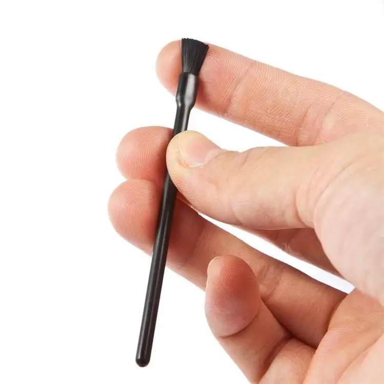 lip brush.jpg