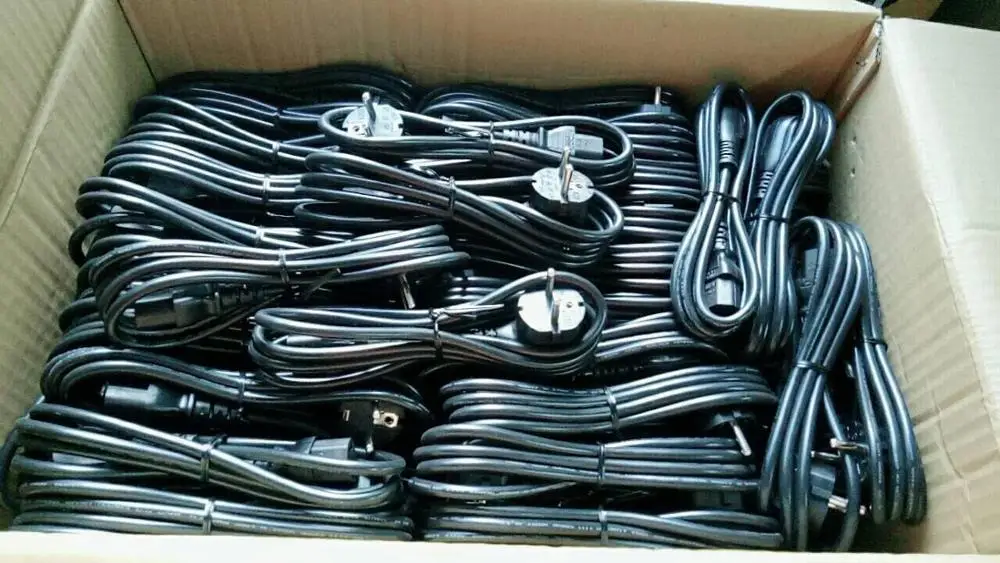 EU plug.jpg