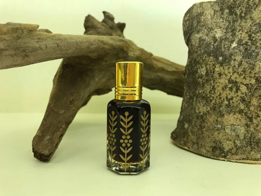 How To Apply Oud Oil?