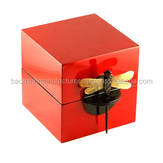 
High quality square Vietnam lacquer box with dragonfly key 