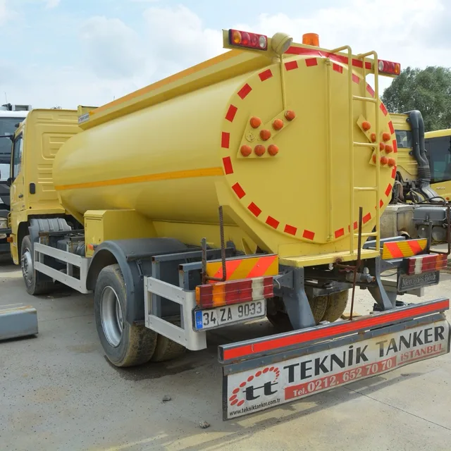 mercedes atego small water tanker truck - yellow water truck