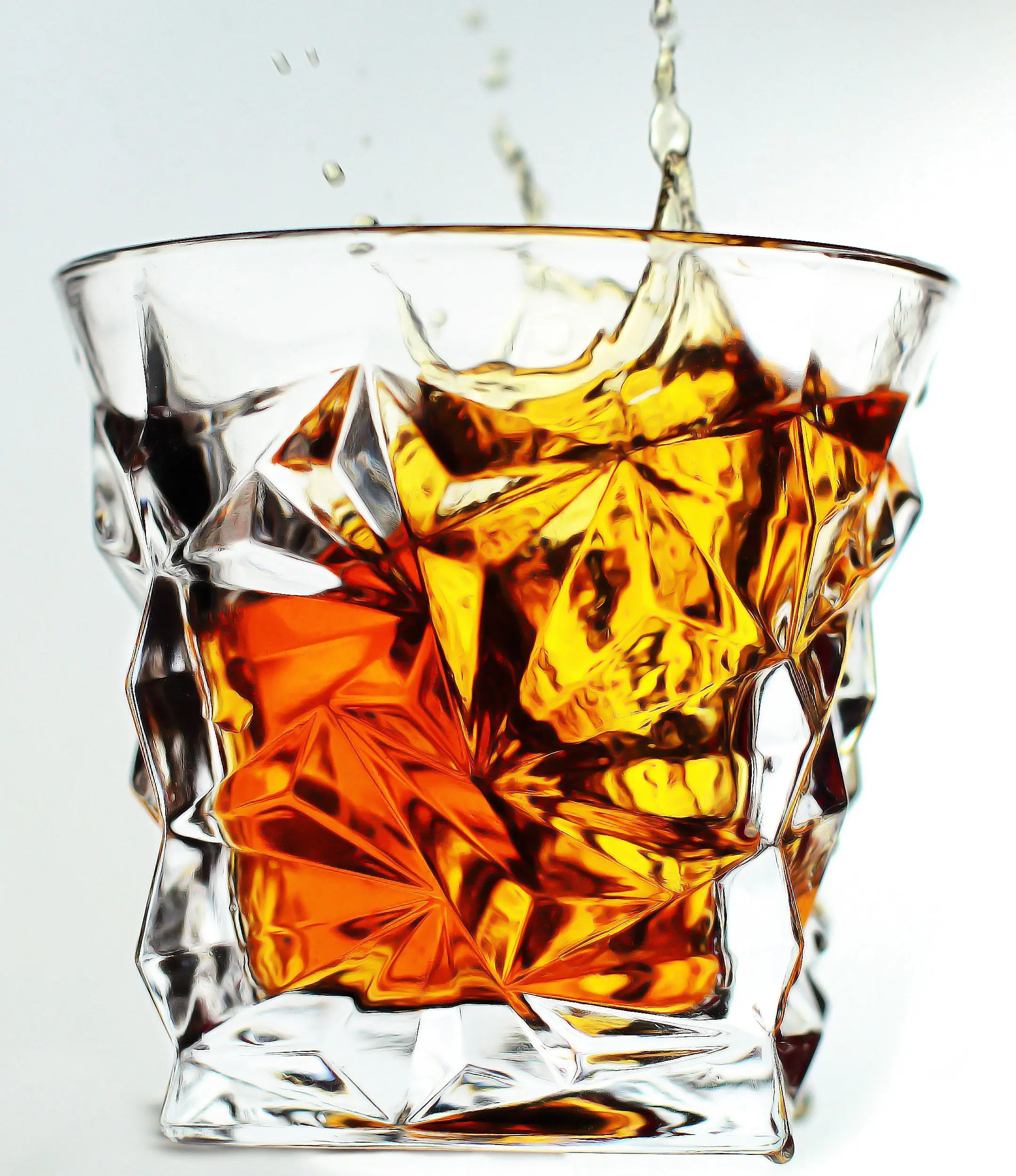 snifter whiskey glass