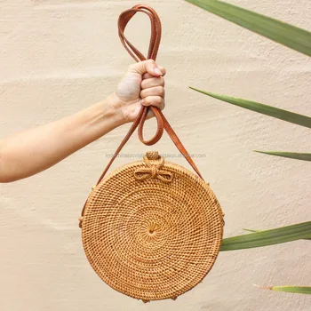 circle straw bag