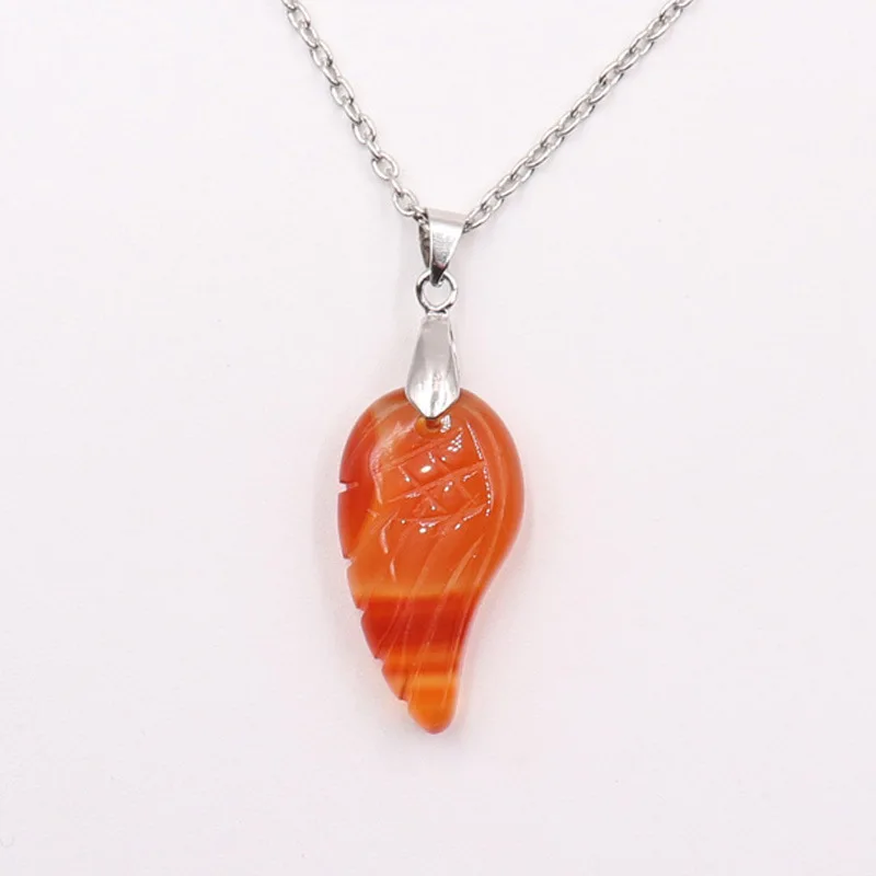 

30mm carnelian Wing shaped Crystal Necklace Pendant Wholesale Angel Wings Natural Stone Pendant accesseries With Chain