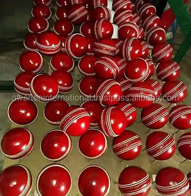cricket balls 01.jpg