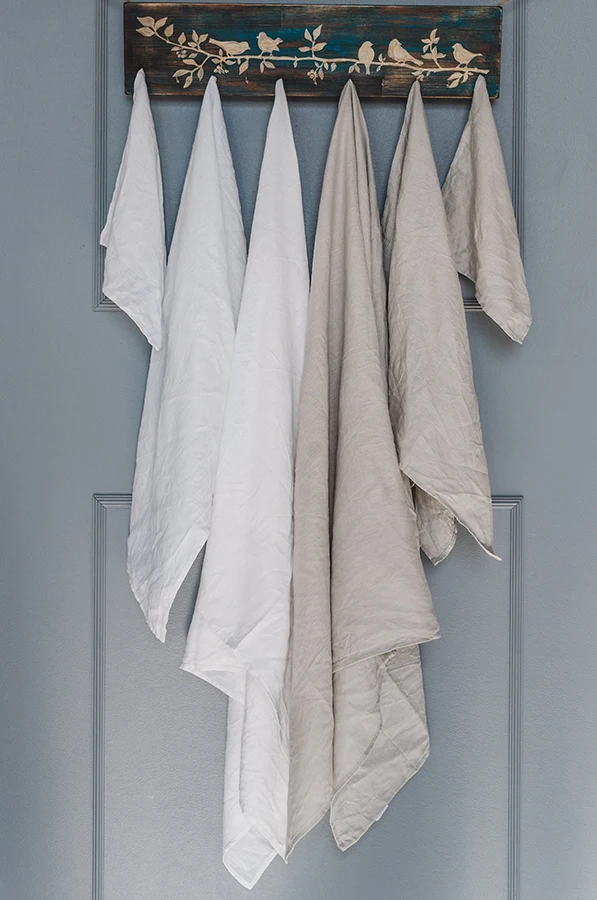 linen_towel_25_small_b.jpg