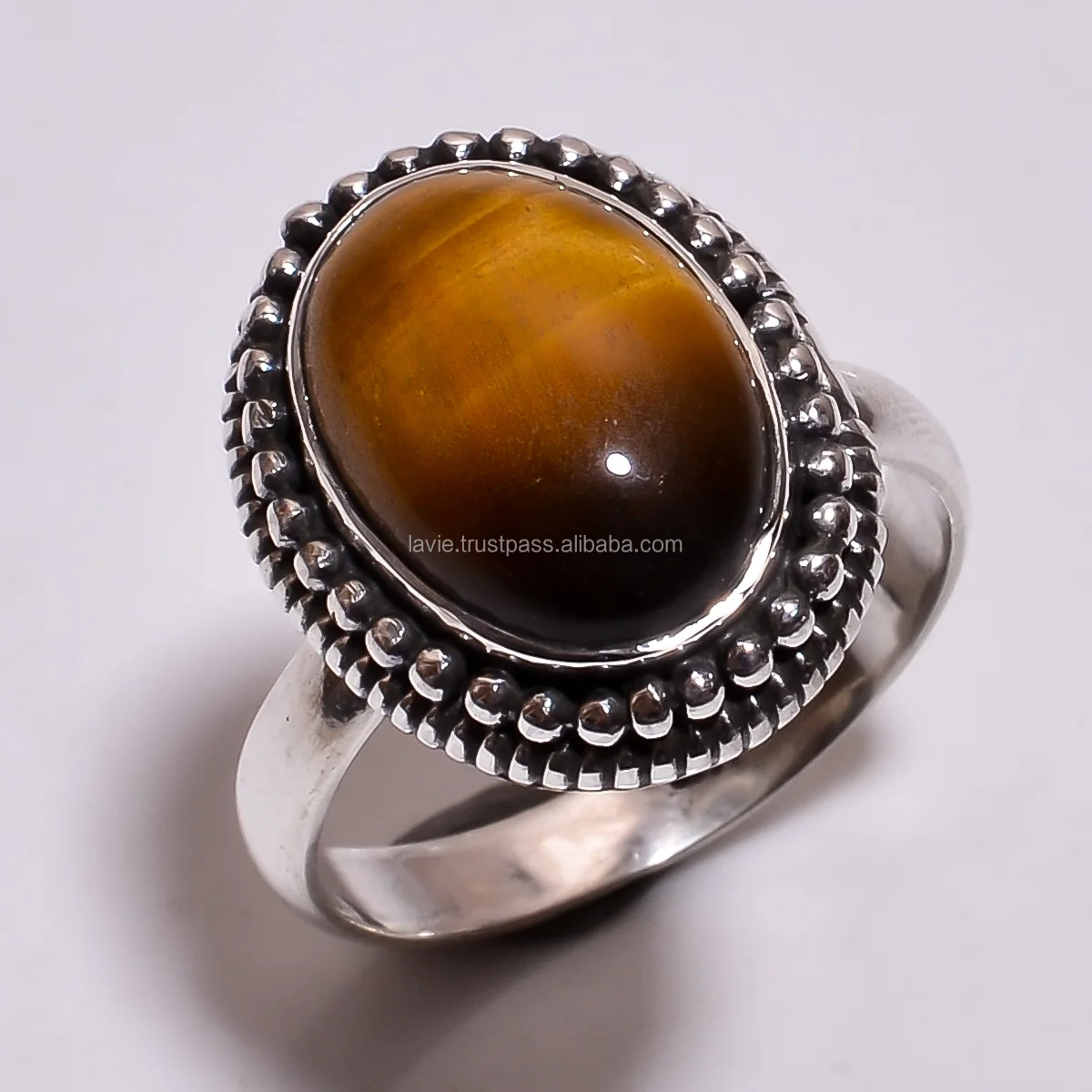 impressive oval shape bezel tiger eye 925 sterling silver ring