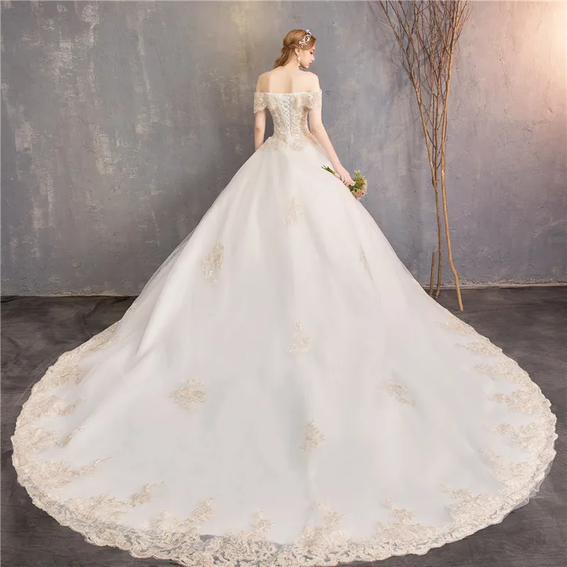 

2019 Korea Fashion Elegant Lace Flower wedding dress Plus size Flat Shoulders Long Train wedding Gown, White beaded lace bridal wedding dress