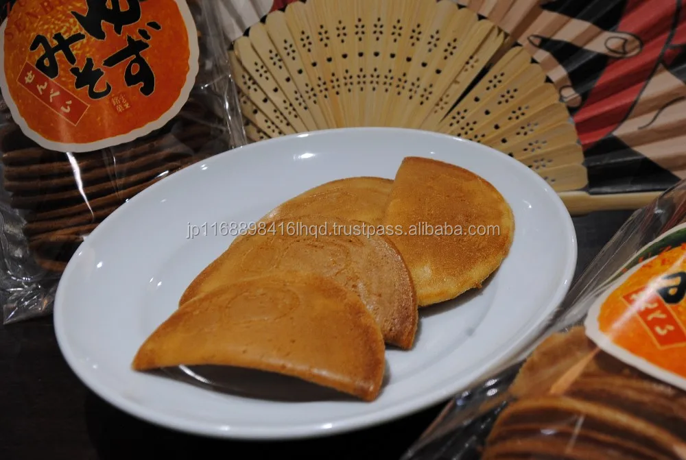 
Sweet rich brands of snack cookie scoop YUZU MISO SENBEI with crunchy flavor 