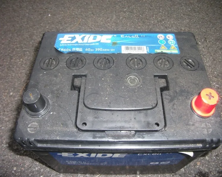 
Used Waste Auto, Car and Truck battery, Drained Lead Battery Scrap 