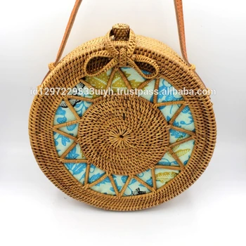 circle rattan purse