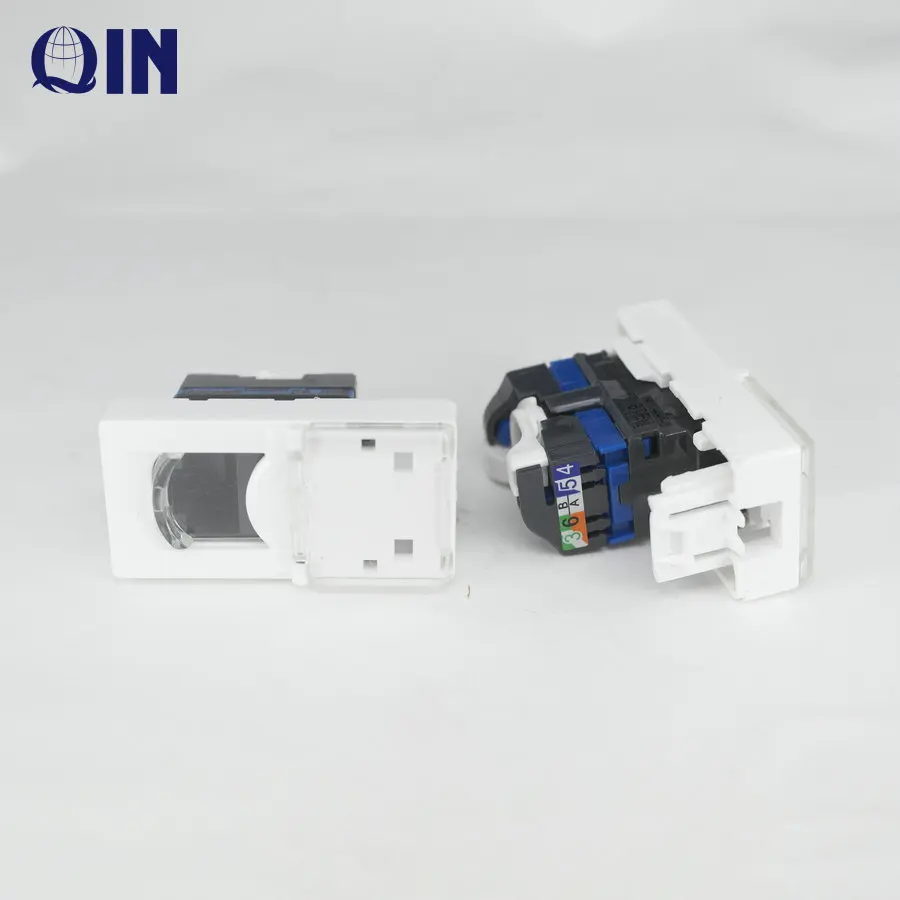 Legrand  76561 0058.jpg