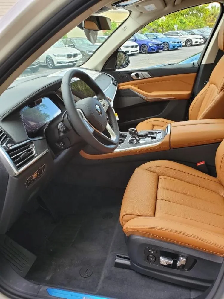 
2019 BMW X7 xDrive50i 