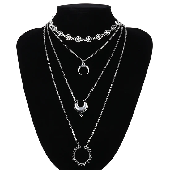 

Retro Ethnic Style Exaggerated Necklace Multilayered Alloy Accessories Sexy Street Snap Collarbone Necklace, Picture shows