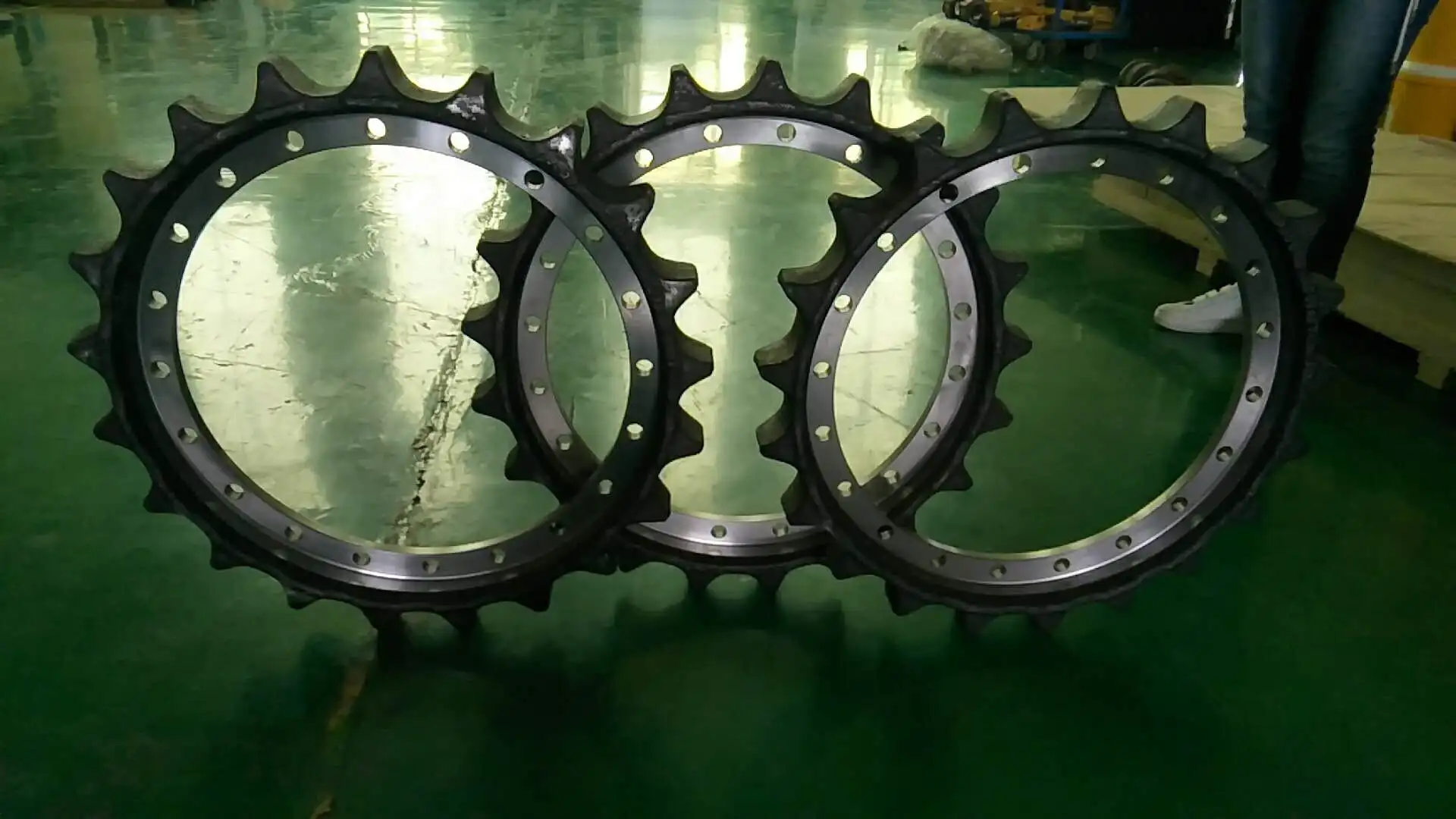 Pc2008 Pc2208 Excavator 20y2711582 Sprocket Genuine And Oem