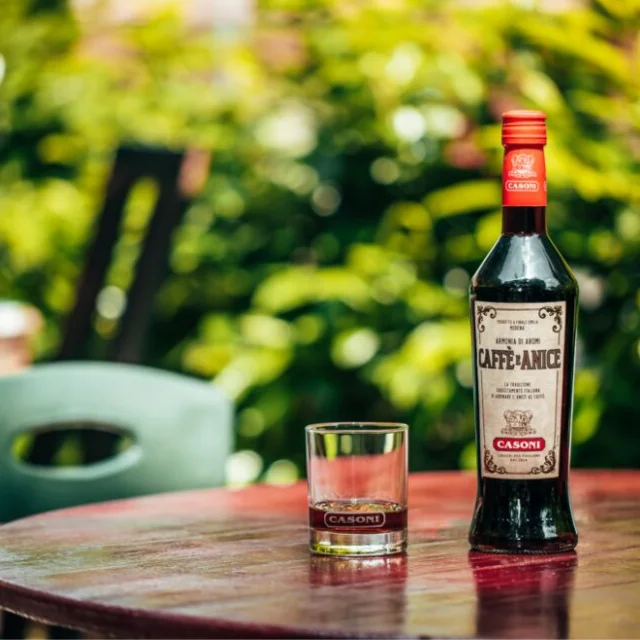 
Made in Italy Beverage with anise seeds and italian coffee liqueur 