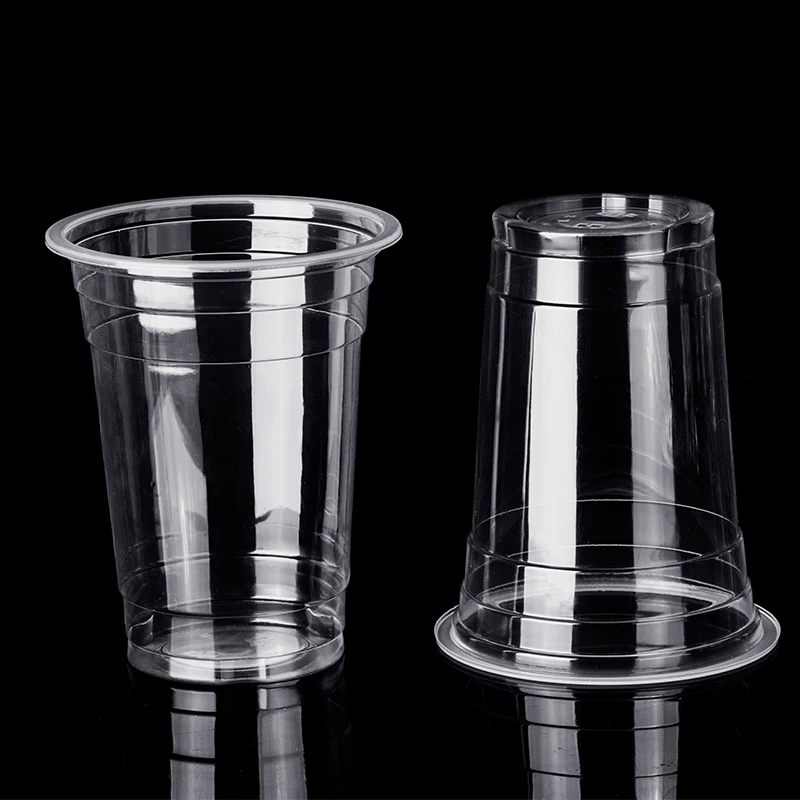 plastic takeaway cups with lids