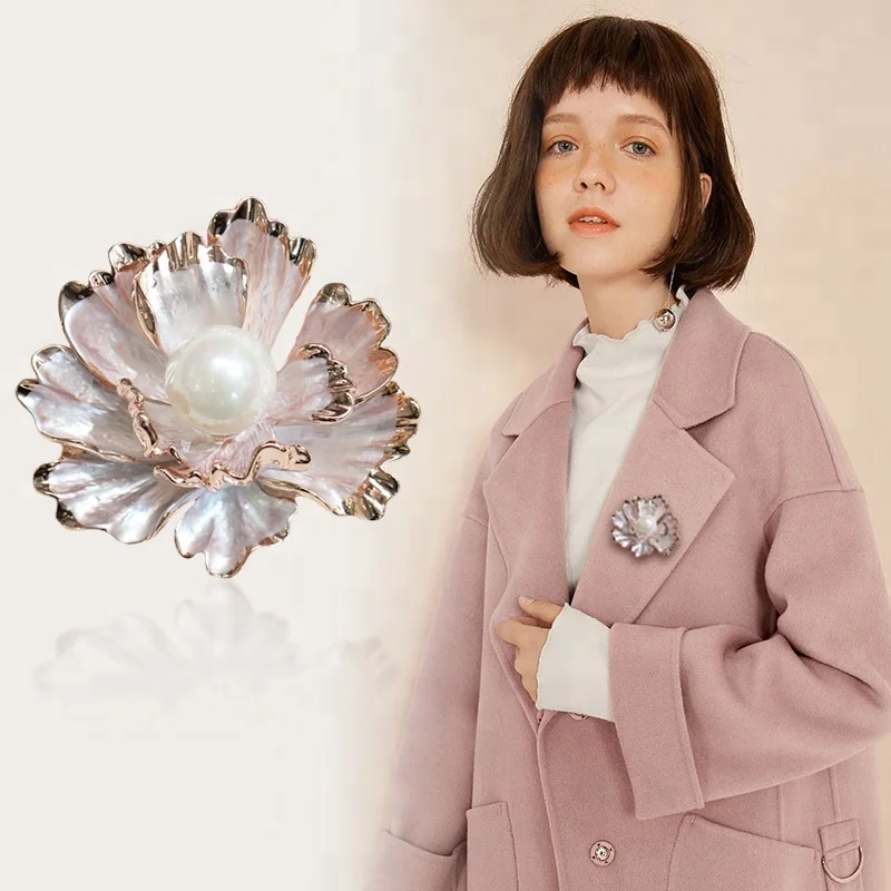

Vintage Fashion Jewelry Fine Peony Flower Imitation Pearl Brooches Pins for Women Jewellery, Gold