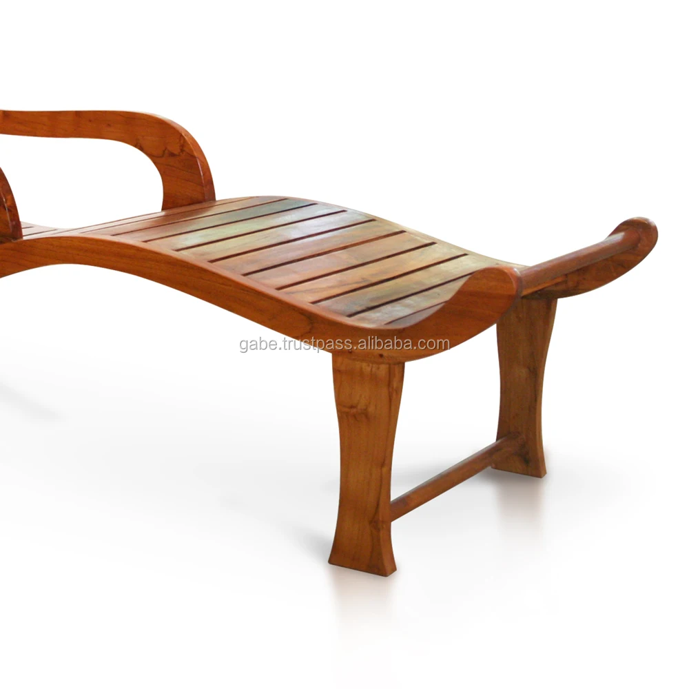 LOUNGER SURABAYA (1)