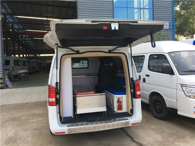 first aid ambulance9.JPG
