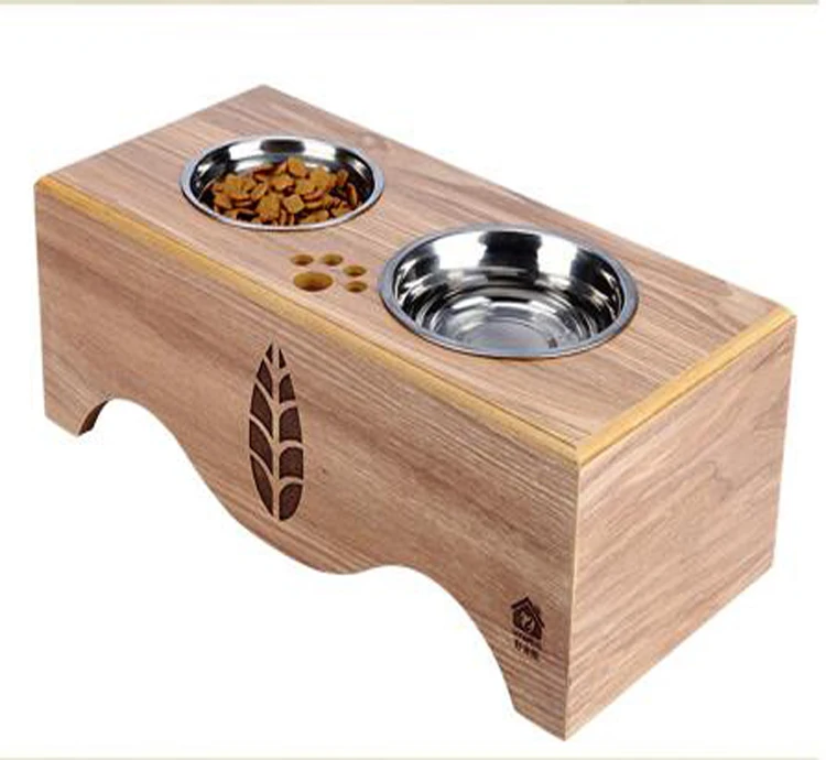 

dog wooden dining-table with two ceramic bowls
