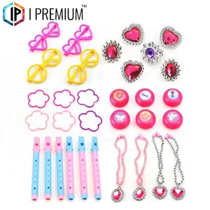 Colorful jewelry toy set birthday party favor toy assortment for girl