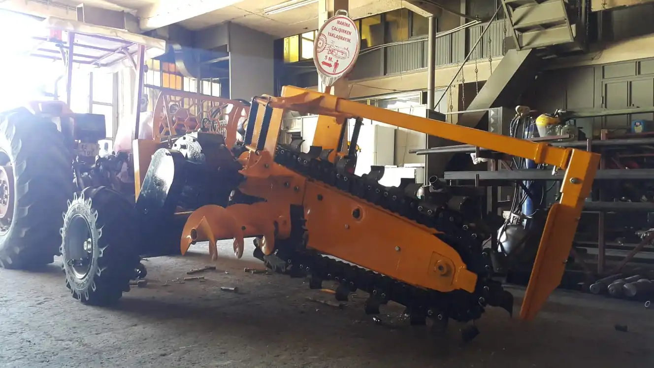 Trencher Machine