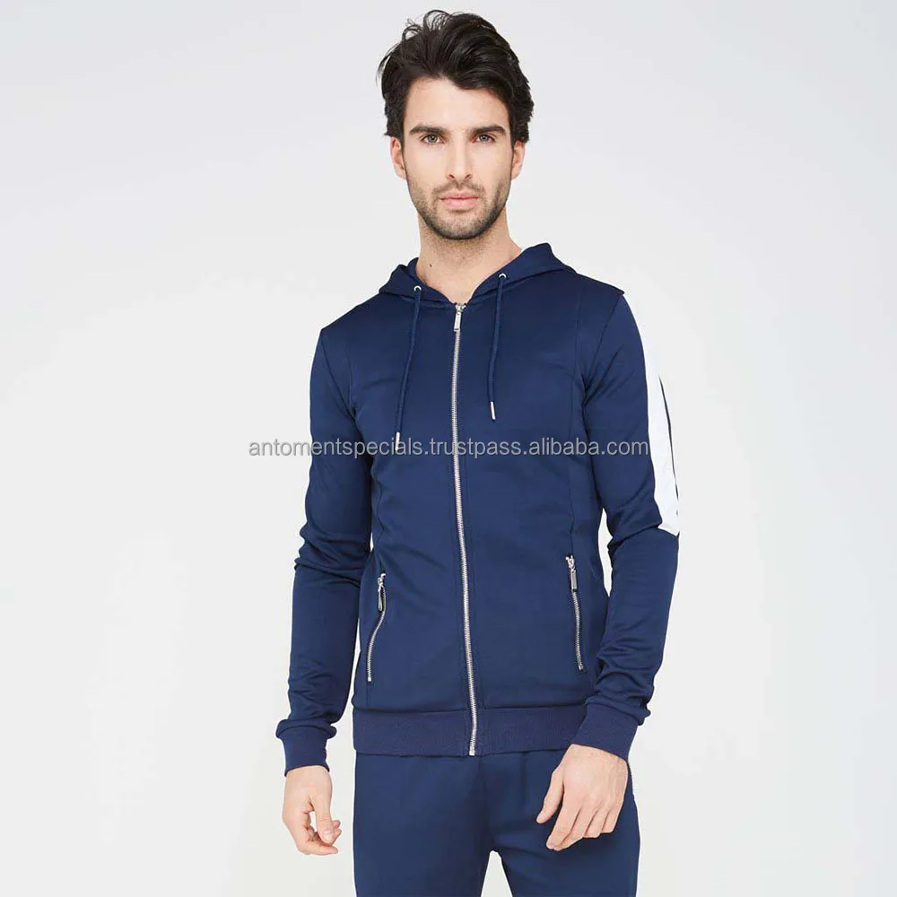 matching tracksuit mens