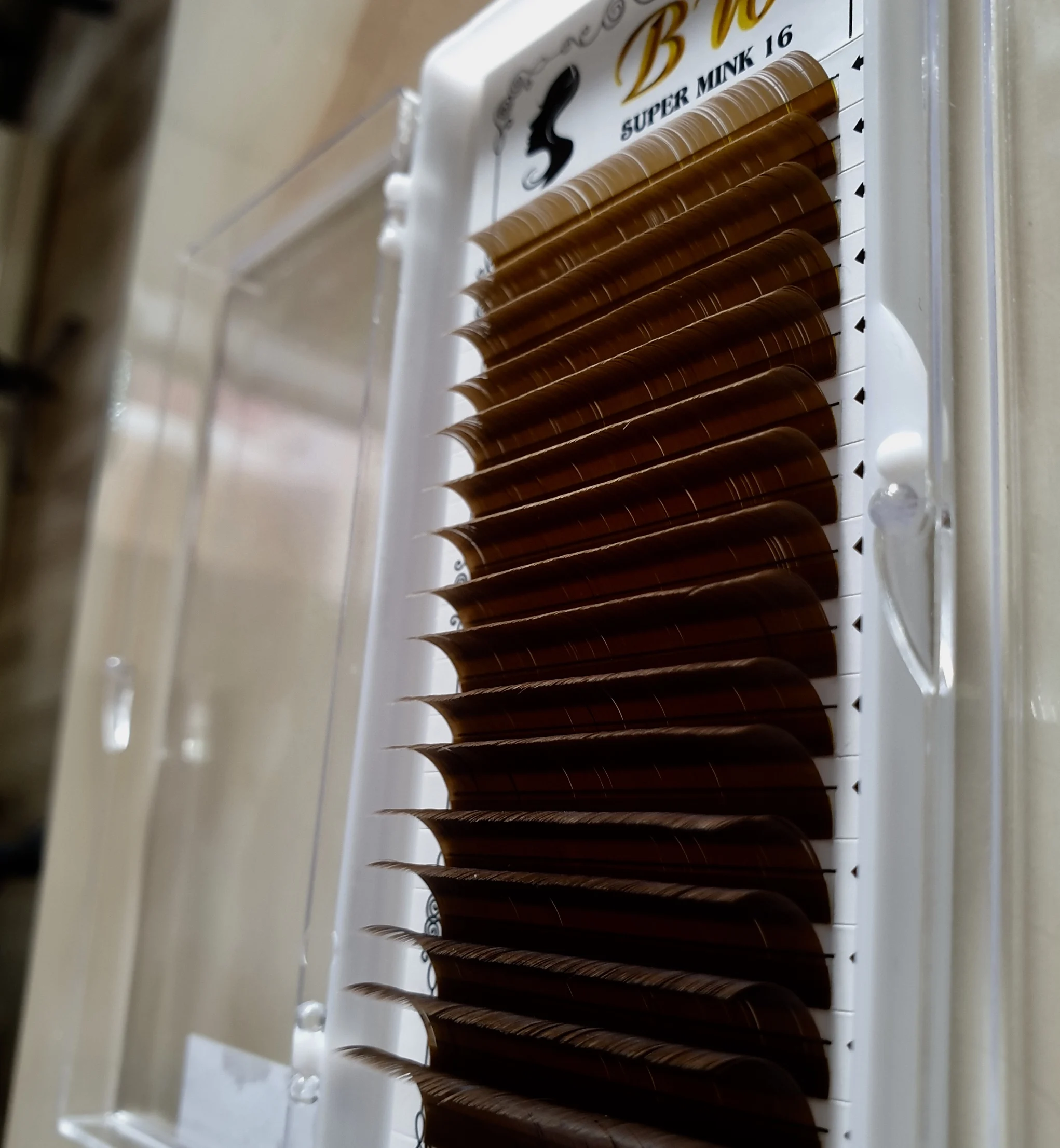 
TOP QUALITY 2 tone colors eyelashes extension Korea of the manufacturing in Vietnam.OEM/ODM 