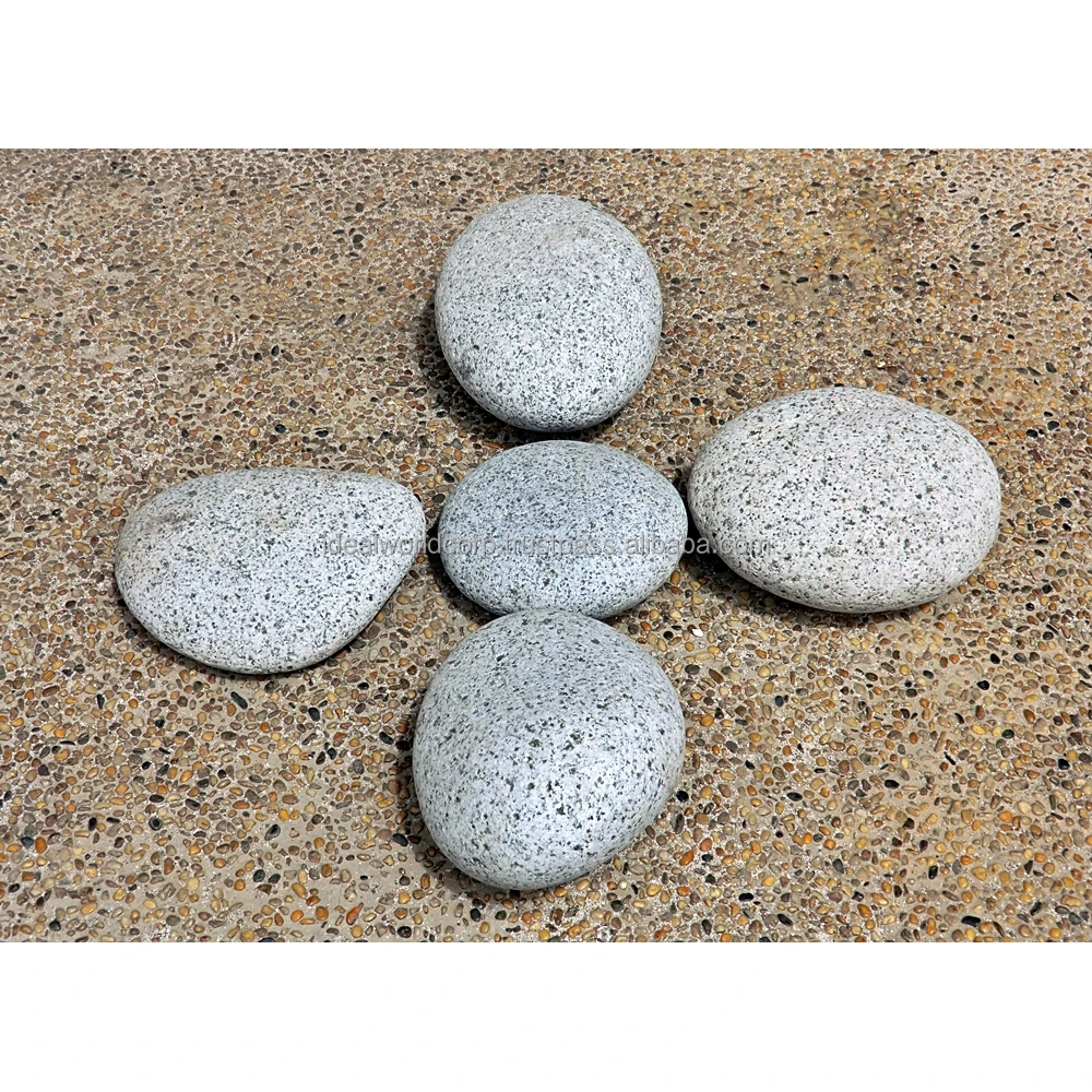 
FLAT SPECKLED GREY PEBBLE COBBLE STONE 
