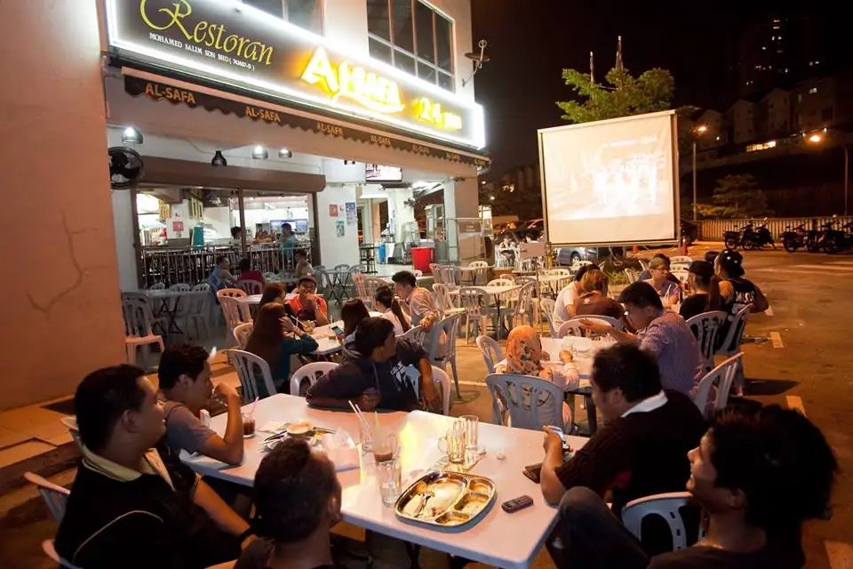 Table mamak.jpg