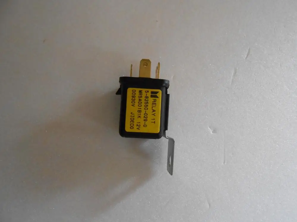 5-82550029-0 (1).jpg