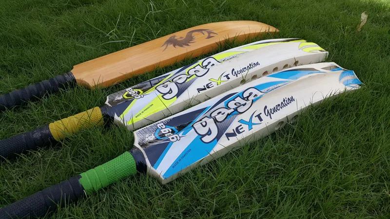 cricket tennis tape ball cricket bat