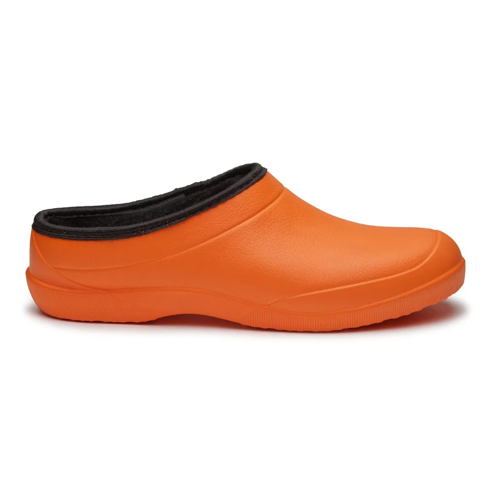 simple clogs for men