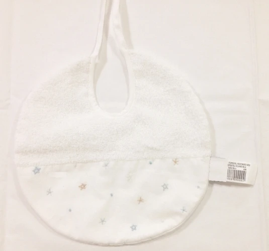 hand embrodiery bib.jpg