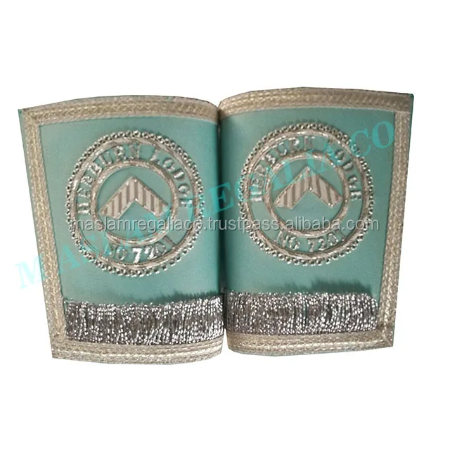 Cuff 11.jpg