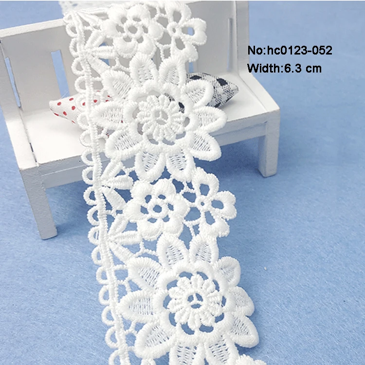 

Free Sample White Border Guipure Lace Trim Cotton Embroidery Lace Trim