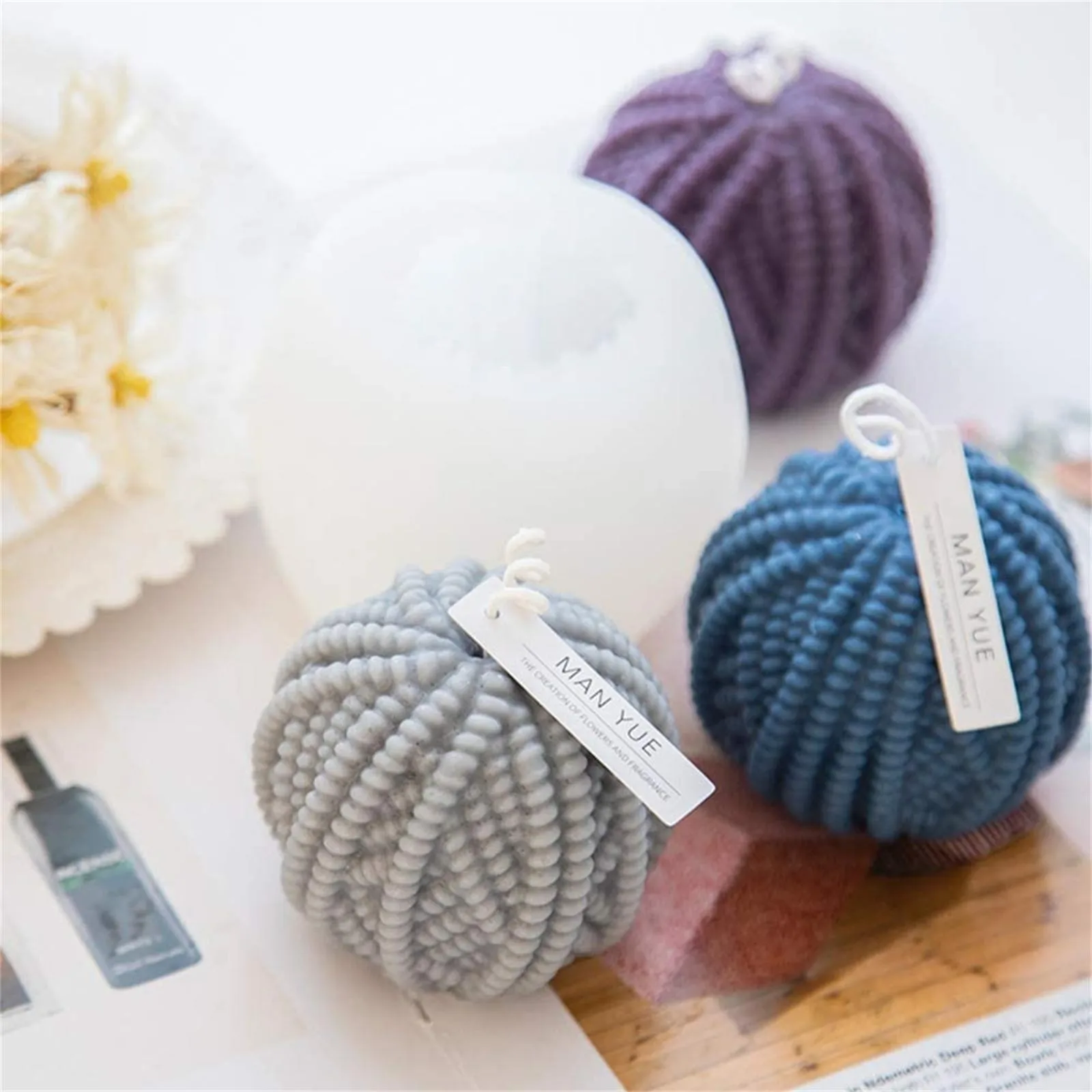

3D Candy Chocolate Gumpaste Mould Aromatherapy Soap Mould Ball of Yarn Silicone Candle Molds, White