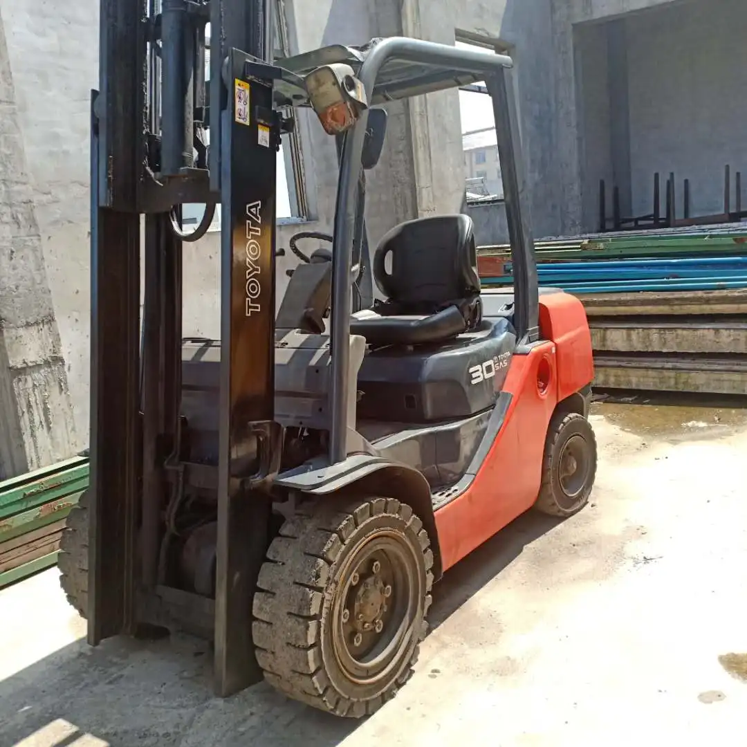 Original japanese Used Diesel Forklift Toyota 3T With Good Quality