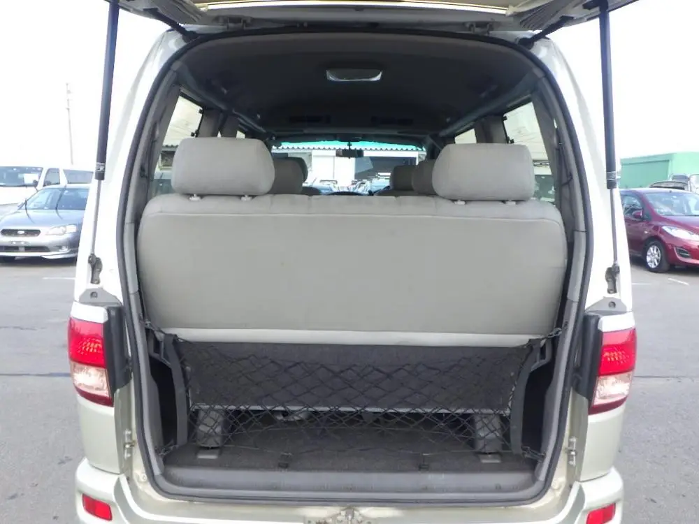 
Japanese Used Car Toyota Regius 2001 