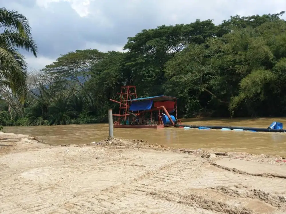 
High Quality Natural Malaysian Unwashed River Sand 